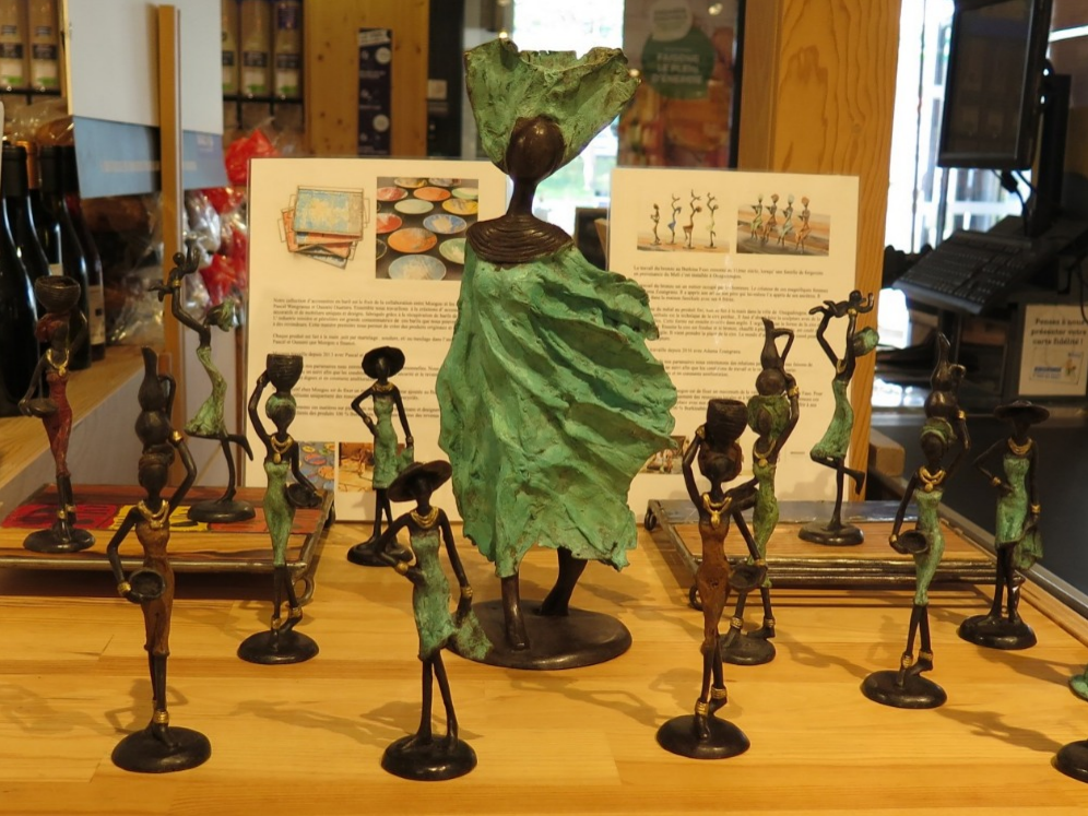Les femmes de bronze
